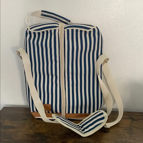 NWT 2 Bottles Wine Carrier Bag, Padded Tote * Perfect‎ for Picnic or Traveling - Picture 2 of 9